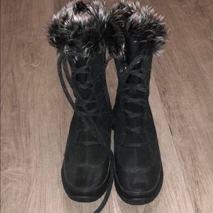 Never worn North face snow boots!